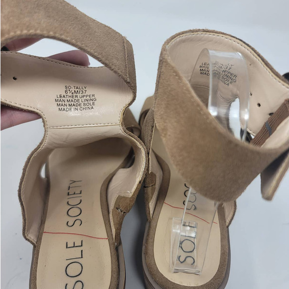 Sole Society Tally Sandal Size 6.5M Round Open Toe Block Heel Honey Suede Upper - Picture 6 of 8